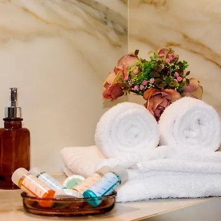 Nafsika (adults Only) アパートホテル